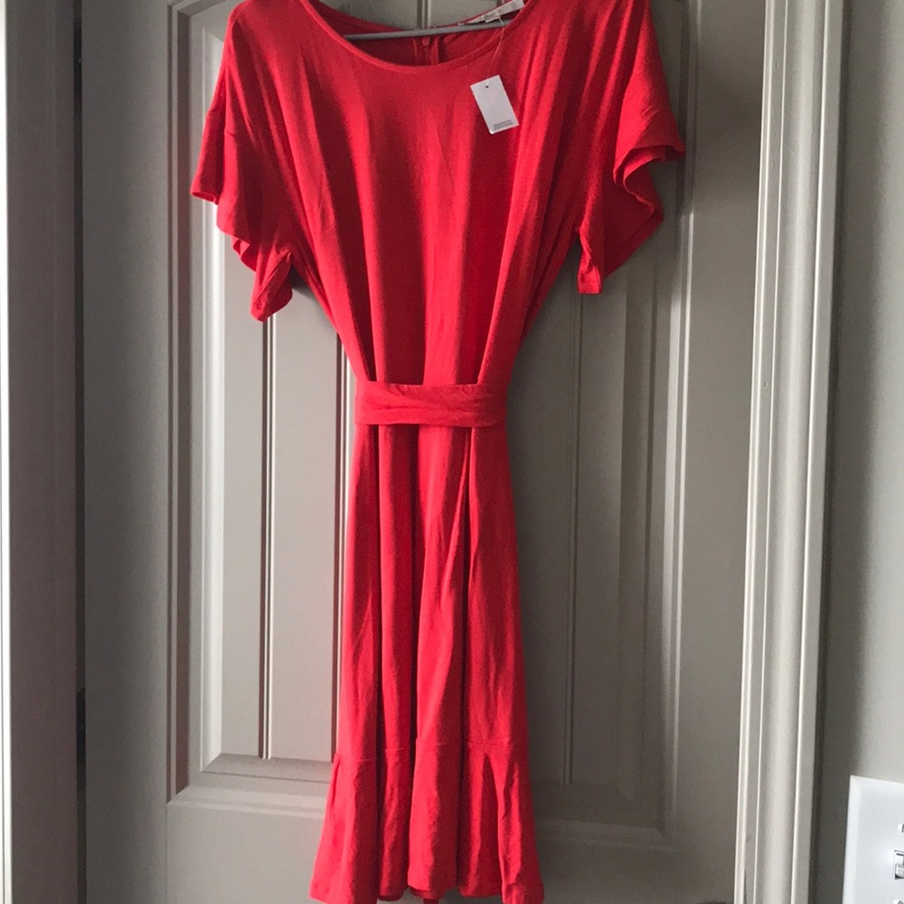 Flutter sleeve red dress NWT